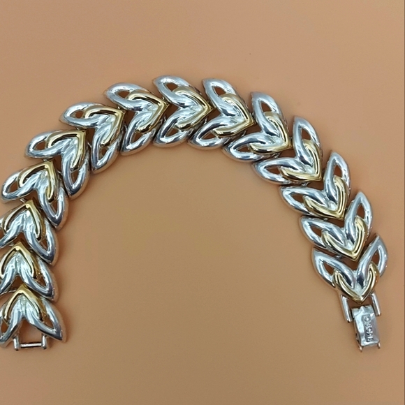 OSCAR Bracelet,  Oscar Two Tone Leaf  Bracelet - Picture 5 of 6